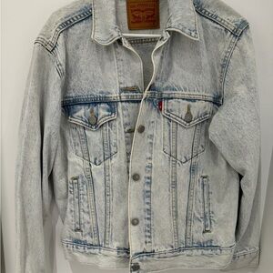 Levi’s Jean jacket size M
